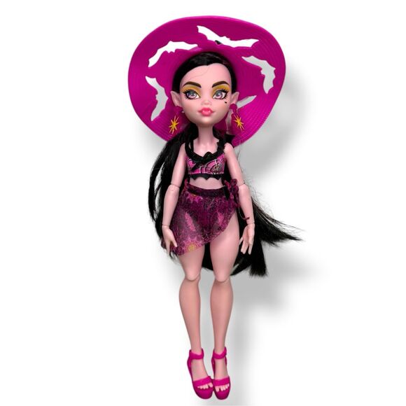 monster high Other - Monster High Scare-adise Island Draculaura Doll Swimsuit Sarong & Accessories